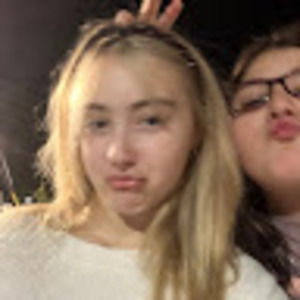 Meet your Posher, Amelia